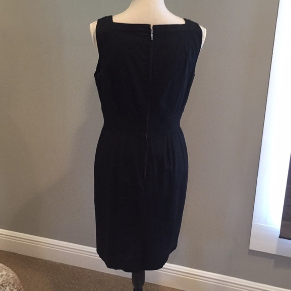 LBD - Picture 3 of 4